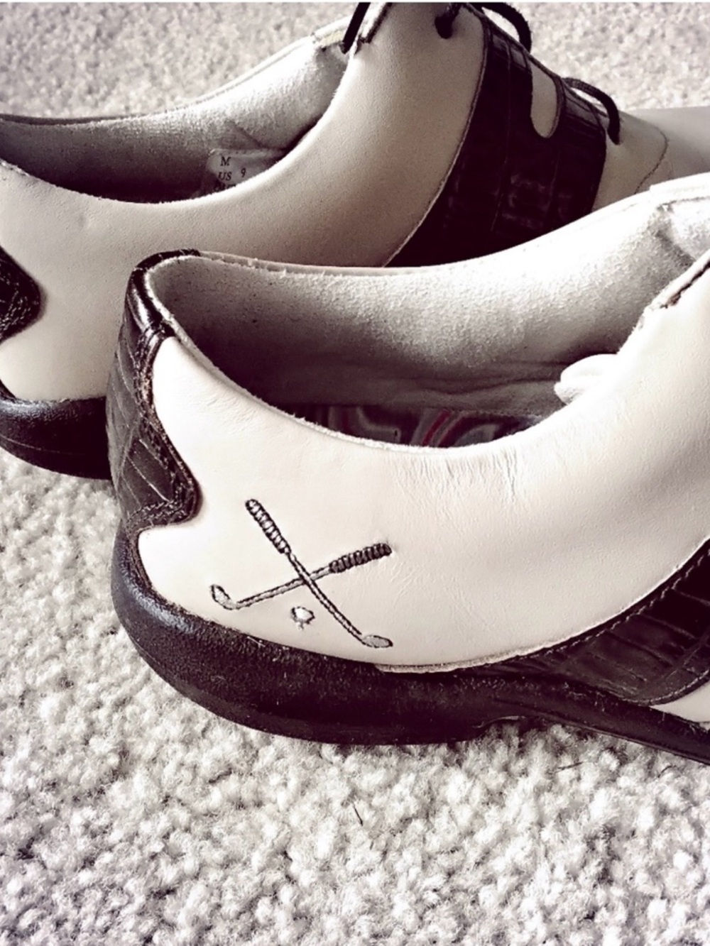FootJoy Women's Two-Tone Golf/Walking Shoes - White and Black ⛳️ - Picture 2 of 4